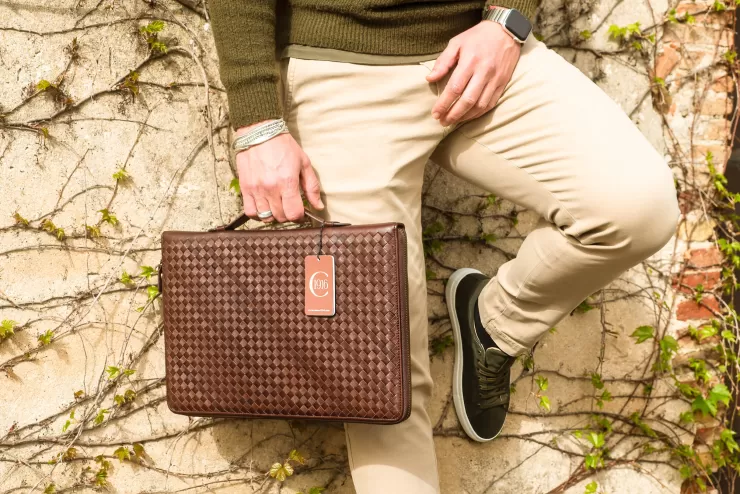 Business Briefcases And Leather Goods*Camarri Document Holder In Woven Leather Brown