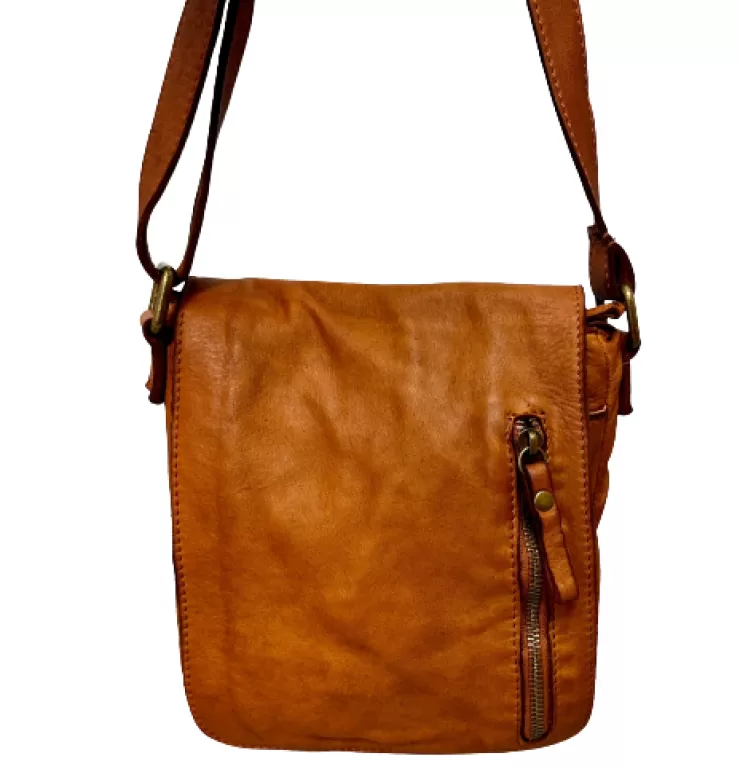 Bags*Camarri Handcrafted Purse In Washed Leather