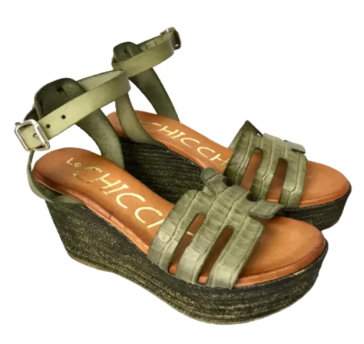 Rubber Sole*Camarri Wedge Sandal In Green Leather