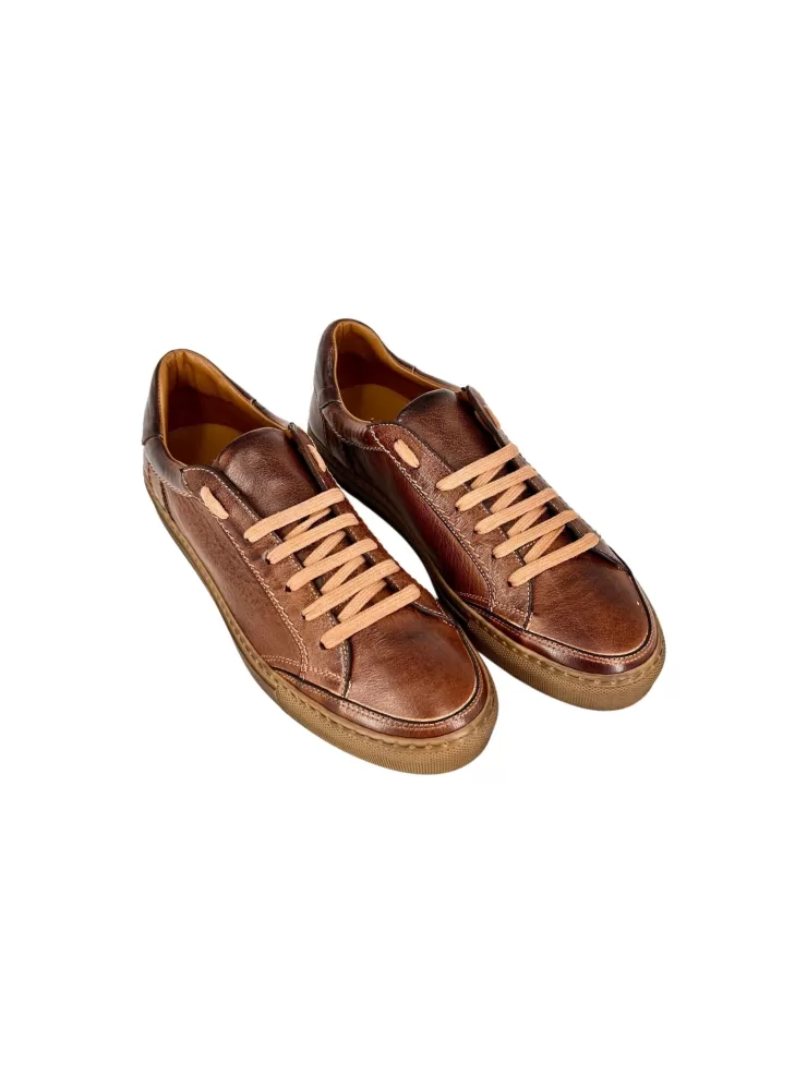 Sports*Camarri Wilde – Handcrafted Sneaker In Brown Dipped Buffalo Leather